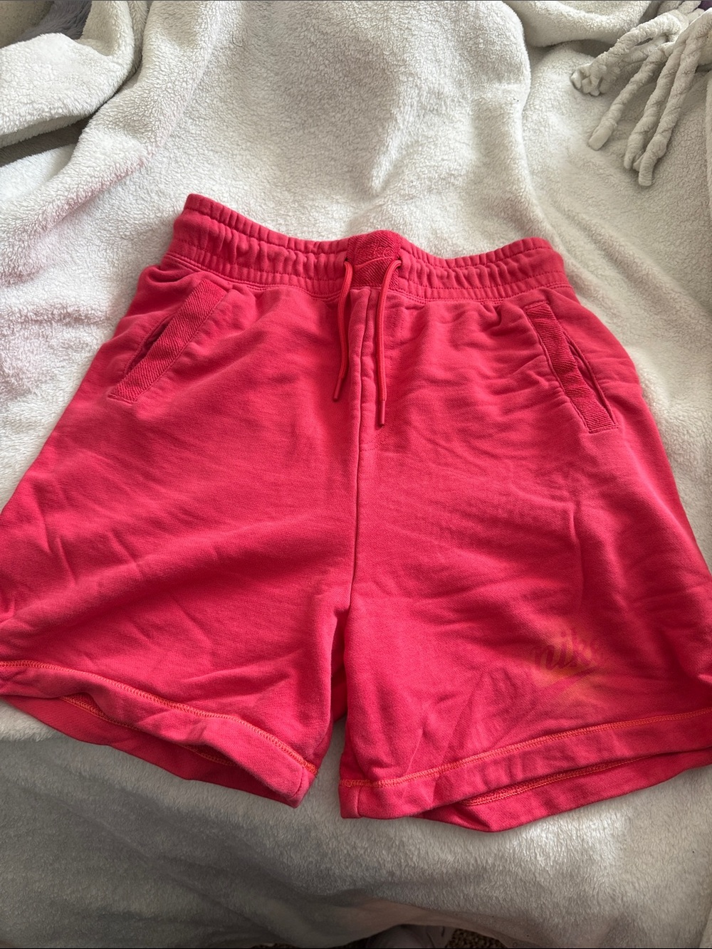Men’s Pink Drawstring Nike Casual Shorts